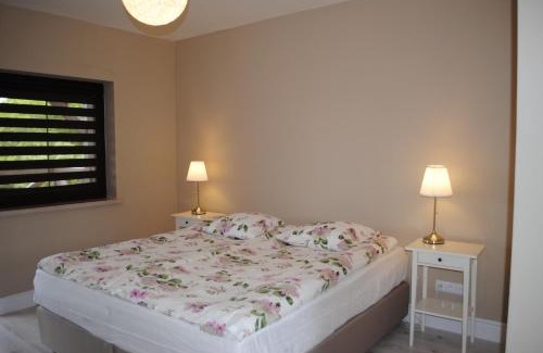 Stare Sady Bed & Breakfast | Stare Sady Chillout Rooms "Pod Jabłoniami"