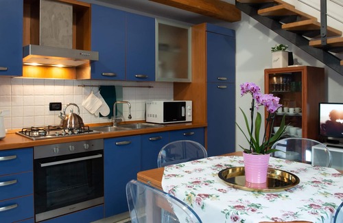 Molina Apartment | Starfish 6 .
