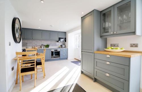 Charlestown House | Starfish Cottage