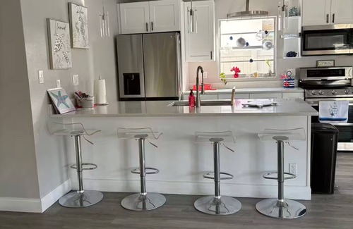 Daytona Beach House | Starfish Kisses, beautiful pool home, 8 min from beach, 12 min to speed way.
