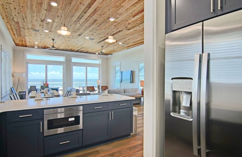 Indian Pass House | Starfish: Remaining Holiday Weeks Just Discounted by 40%! Call or Inquire Now!