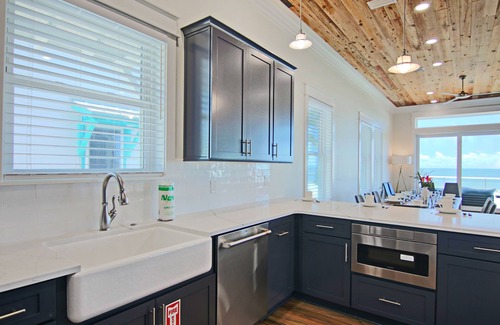 Indian Pass House | Starfish: Remaining Holiday Weeks Just Discounted by 40%! Call or Inquire Now!
