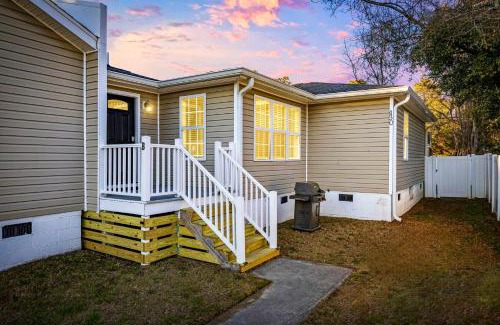 Garden City Villa | Starfish Tails Retreat Pet-Friendly