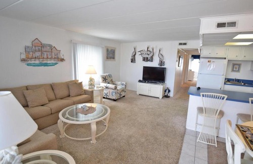 North Ocean City Apartment | Starfish V 101
