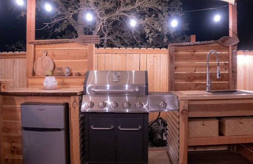 Rancho Calaveras RV Rental | Stargaze at This premium glamping experience in the foothills