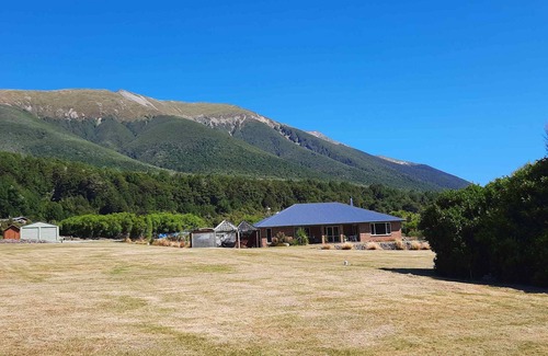 St. Arnaud Cabin | Stargazer's Cabin