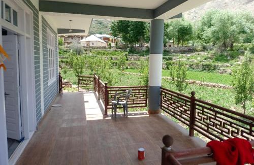 Nako House | stargazing homestay Nako