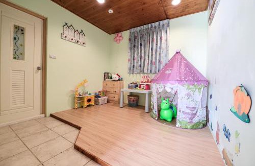 Ren'ai Bed & Breakfast | Starhome Cottage