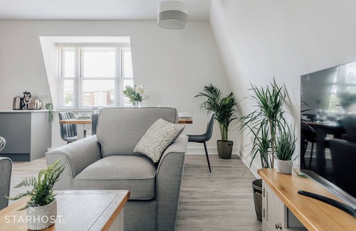 Newbury Apartment | Starhost Residences Brand New 2 Bedroom Apartment in Newbury Town Centre