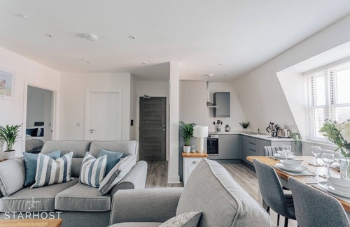 Newbury Apartment | Starhost Residences Brand New 2 Bedroom Apartment in Newbury Town Centre