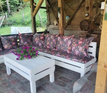 Beserovina House | Stari dud Beserovina