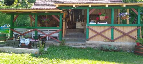 Beserovina House | Stari dud Beserovina