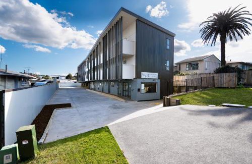 Mount Wellington Hotel | StarLand Stays