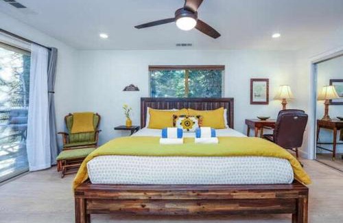 Sugar Pine House | Starlight Cabin