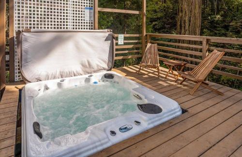 Sugar Pine House | Starlight Cabin