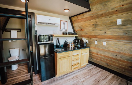 Coosa Cabin | Starlight Haven Weiss Lake