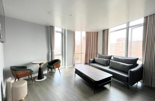 Queens Hotel | Starlight Hotel Near LGA Airport