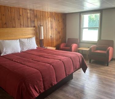 Bennington Hotel | Starlight Inn
