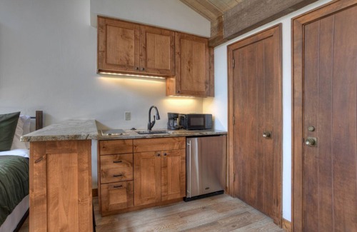 Purgatory Condo | Starlight Suite (#747) | 10 min to Ski - Golf Course - AC/Pool/Hot Tub