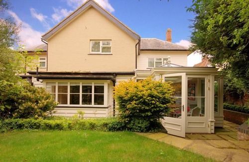 Yoxford House | Starlings - Four Bedroom House, Sleeps 7