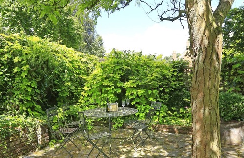 Yoxford House | Starlings - Four Bedroom House, Sleeps 7