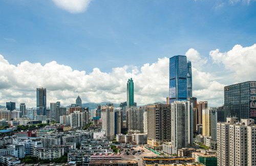 Luohu Hotel | Starlit sky Hotel - Shenzhen Luohu Baoneng Center Branch