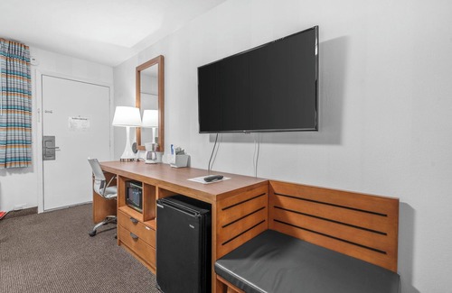 Saugatuck Hotel | Starlite Resort