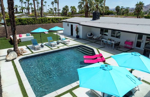 Palm Springs House | Starlite Safari Where Desert luxury Meets Mid Century Charm