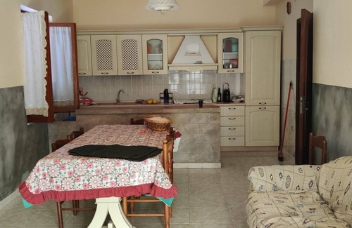 Cessaniti Apartment | Staropoli house is located 3;5km from the sea in Briatico, 15km from tropea,