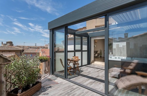 L'Isle-sur-la-Sorgue Apartment | Starry night, exceptional apartment