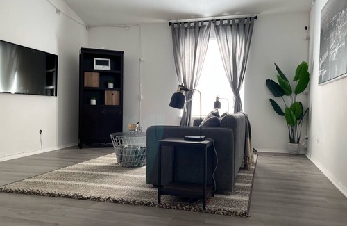 Grandview House | 💫 Stars Townhouse Retreat
