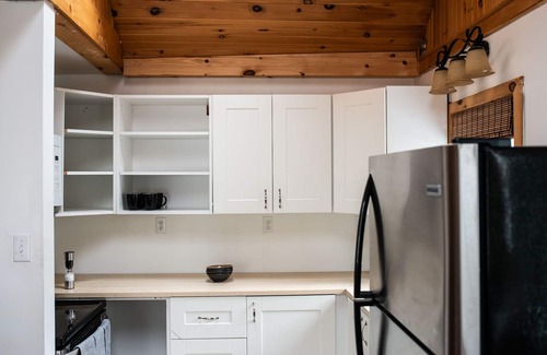 North Frontenac Ski Chalet | Starsview Cottage - Myers Cave Resort