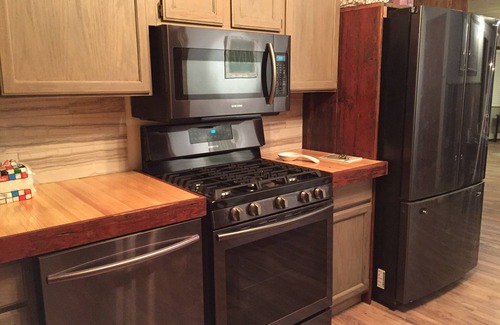 La Salle Condo | Starved Rock Country Loft in Historic Downtown LaSalle ~ Great View Of River