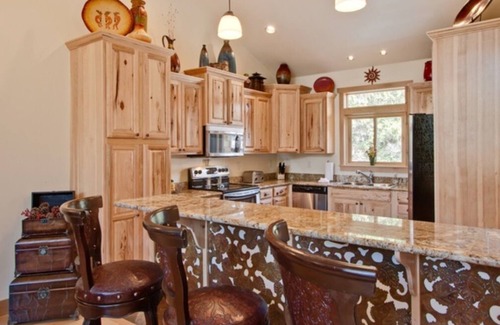 Blue River House | Starwood.mountain View! Hot Tub! Game Room! Quiet, Convenient, Colorado.