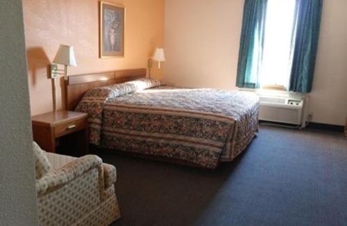 Maugansville Hotel | State Line Inn