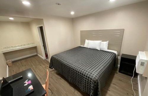 South Gate Hotel | State Motel