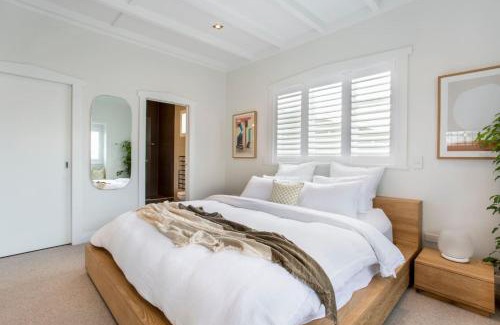 Westmere House | State-Of-The-Art Executive Home - Aircon - Spa