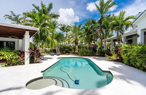 Homestead Apartment | State-of-the-art Oasis House Stunning Garden Miami