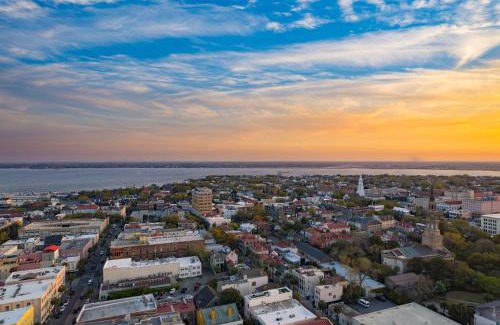 French Quarter Apartment | State St A by AvantStay Heart of French Quarter
