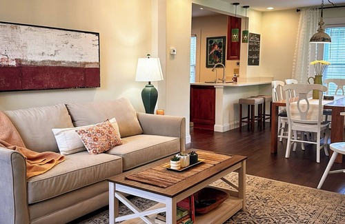 Newburgh House | State Street Cottage