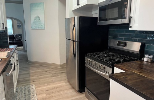 Litchfield House | State Street House; 3-br house; PETS WELCOME; Litchfield