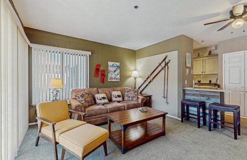 Tahoe Village Apartment | Stateline Serenity
