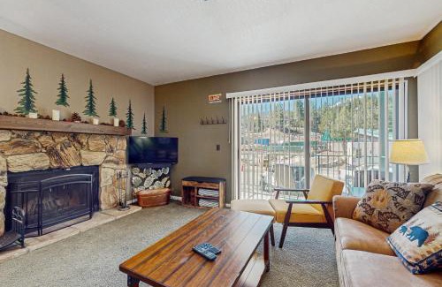 Tahoe Village Apartment | Stateline Serenity