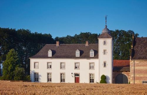 Schimmert House | Stately 16-person manor farm in South Limburg , cleaning included