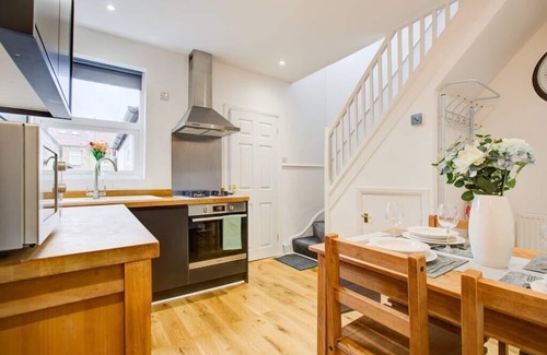 Stratford House | Statera Apartments - 2-Bed House in Stratford