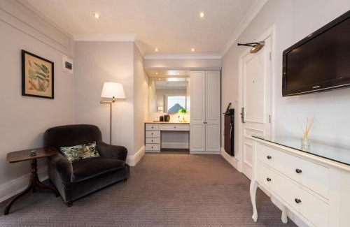 Lymm House | Statham Lodge Hotel