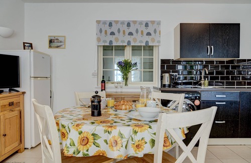 Long Hanborough Cottage | Station Cottage | Oxfordshire Holiday Let | 1 Bed & Sleeps 2