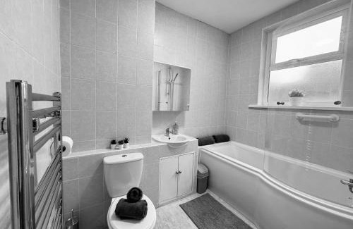 Cullercoats Apartment | Station Retreat Cullercoats Free Onsite Parking