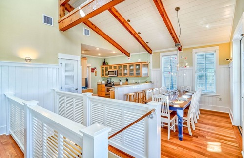 Grayton Beach House | 🍂Stay 3+ Nights, Get 1 Free! 8/15–11/15 | Grayton 5BR, Gulf views, Near Red Bar, Beach!