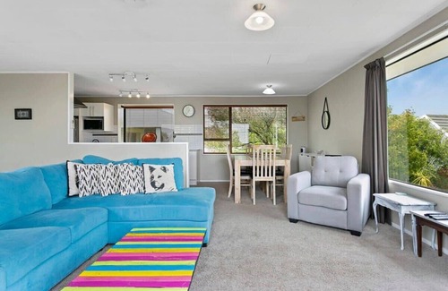 Richmond Heights House | Stay 3 nights pay for 2 *Ts & Cs apply